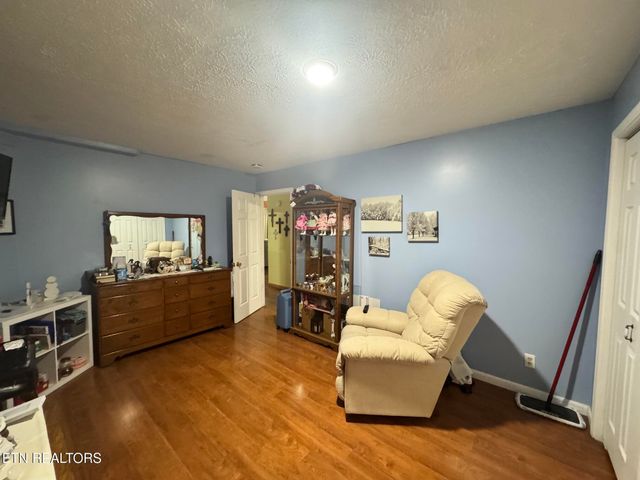 6105 S York Hwy, Clarkrange, TN 38553