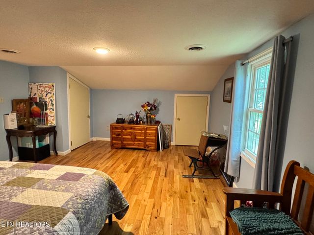 6105 S York Hwy, Clarkrange, TN 38553