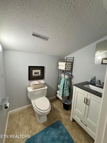 6105 S York Hwy, Clarkrange, TN 38553