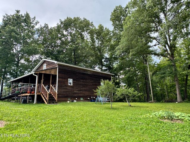 6105 S York Hwy, Clarkrange, TN 38553