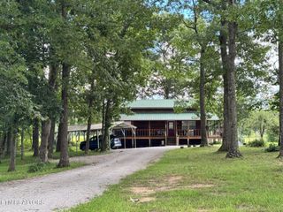6105 S York Hwy, Clarkrange, TN 38553
