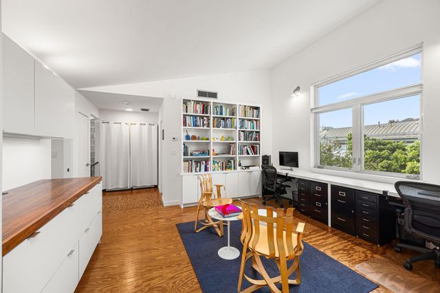 5811 Rose Street, Houston, TX 77007