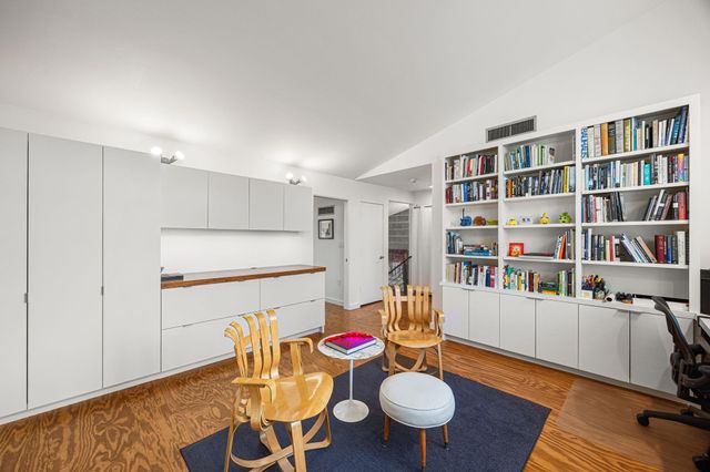 5811 Rose Street, Houston, TX 77007