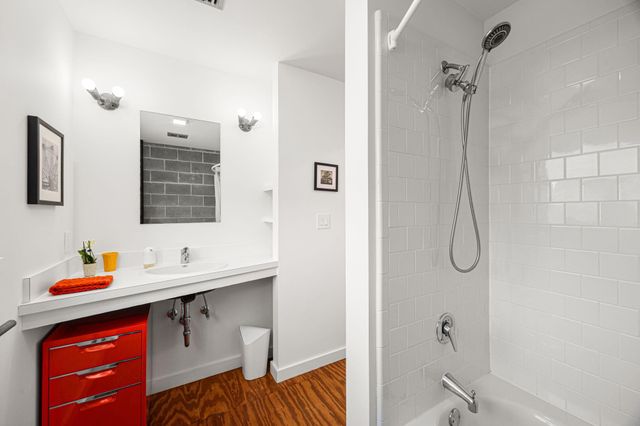 5811 Rose Street, Houston, TX 77007