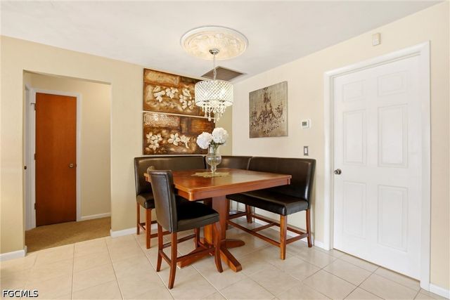 1141 SE 28th TER, Cape Coral, FL 33904