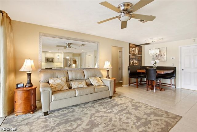 1141 SE 28th TER, Cape Coral, FL 33904