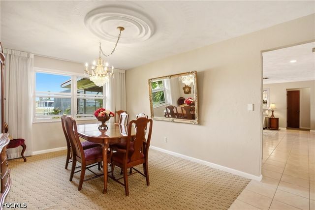 1141 SE 28th TER, Cape Coral, FL 33904