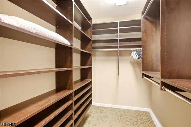 1141 SE 28th TER, Cape Coral, FL 33904