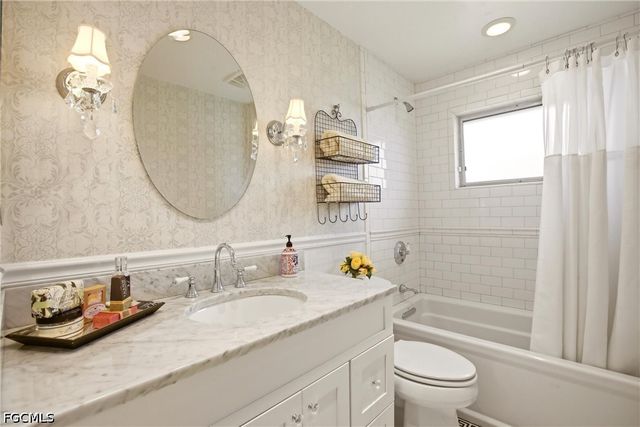 1141 SE 28th TER, Cape Coral, FL 33904