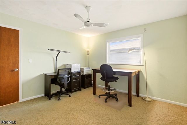 1141 SE 28th TER, Cape Coral, FL 33904