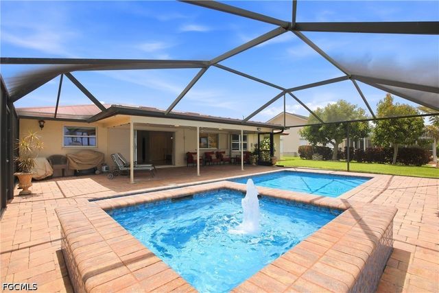 1141 SE 28th TER, Cape Coral, FL 33904