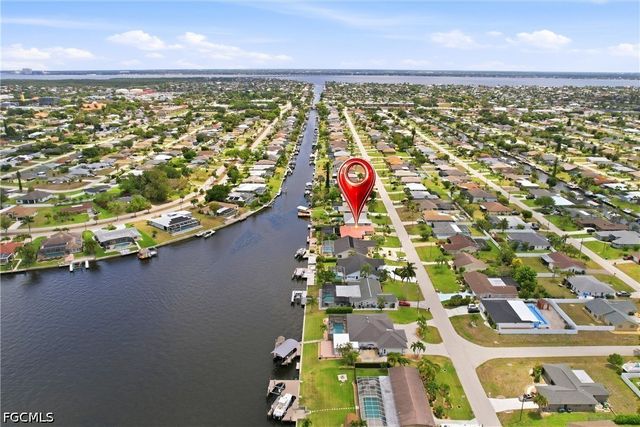 1141 SE 28th TER, Cape Coral, FL 33904