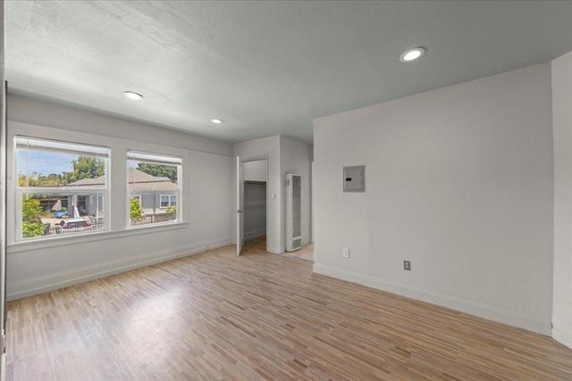 1914 51st Avenue, Oakland, CA 94601