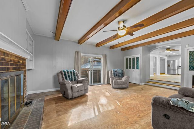 507 W Gilbreath Street, Graham, NC 27253