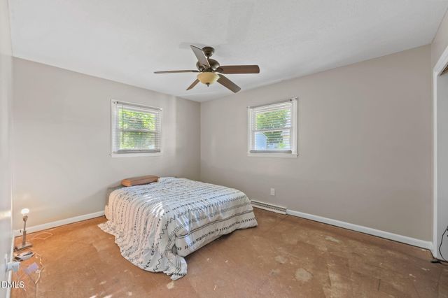 507 W Gilbreath Street, Graham, NC 27253