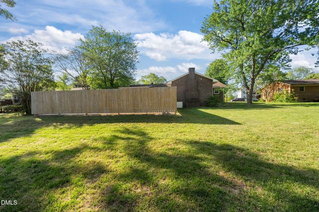 507 W Gilbreath Street, Graham, NC 27253