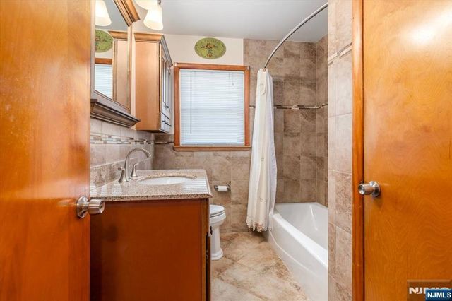 11 Landis, Clifton, NJ 07013