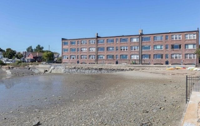 229 Washington Ave 3A, Winthrop, MA 02152