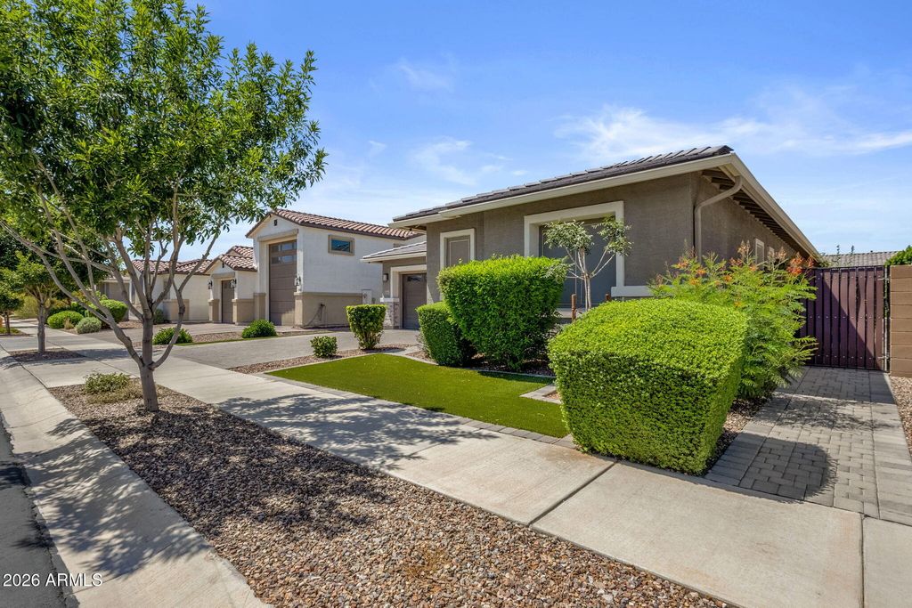 22952 E ROSA Road, Queen Creek, AZ 85142 — photo 2