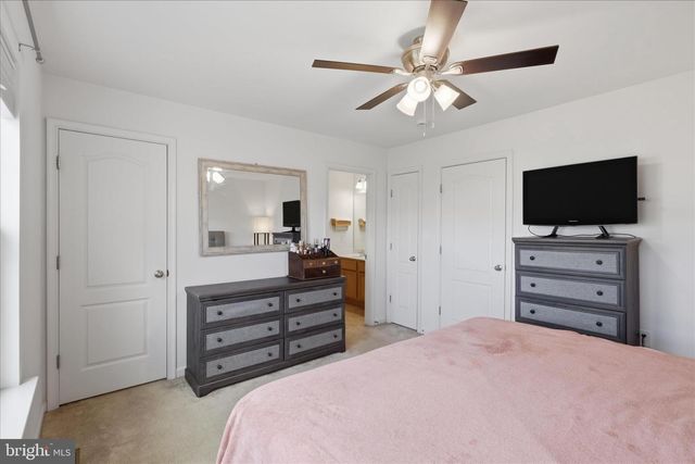 15 FAST VIEW DR, Martinsburg, WV 25404