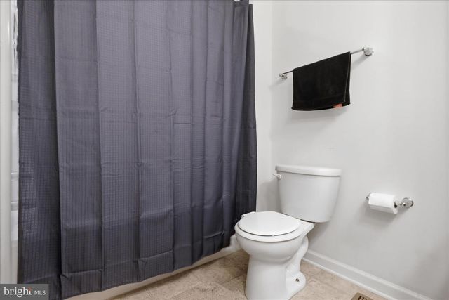 15 FAST VIEW DR, Martinsburg, WV 25404