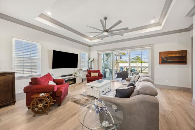 18 Rio Vista Dr, Palm Coast, FL 32137