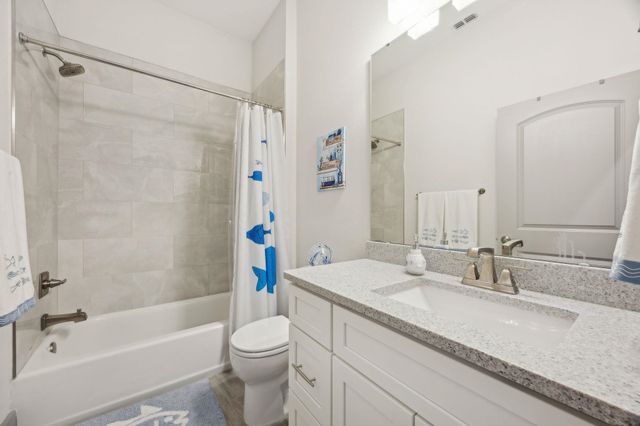 18 Rio Vista Dr, Palm Coast, FL 32137