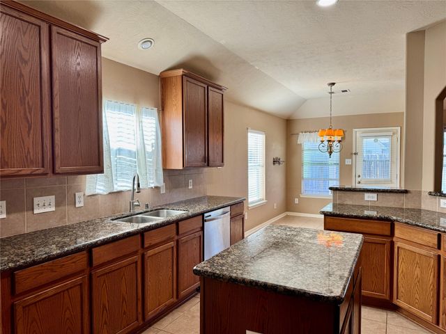 2711 Lakecrest Way Drive, Katy, TX 77493