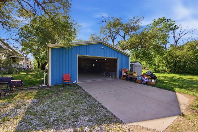 13705 E 117th St N, Valley Center, KS 67147