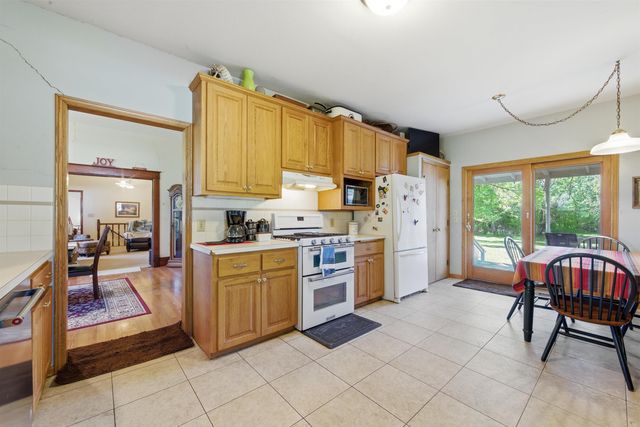 13705 E 117th St N, Valley Center, KS 67147