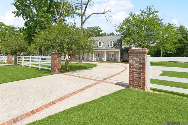 10152 S Vignes Rd, Saint George, LA 70817