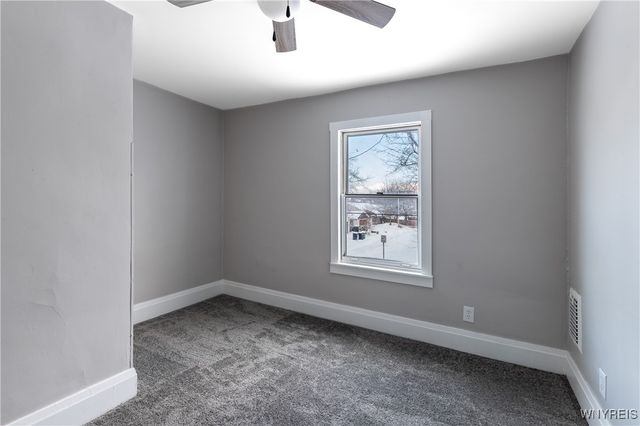 2213 Mackenna Avenue, Niagara Falls, NY 14303