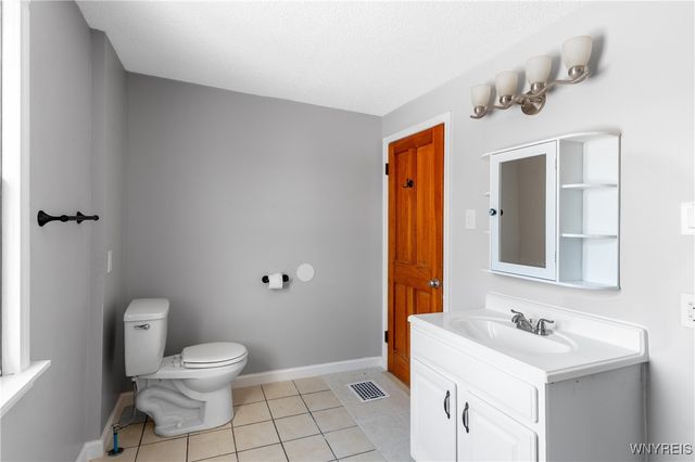 2213 Mackenna Avenue, Niagara Falls, NY 14303