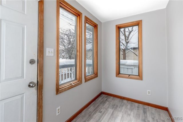 2213 Mackenna Avenue, Niagara Falls, NY 14303