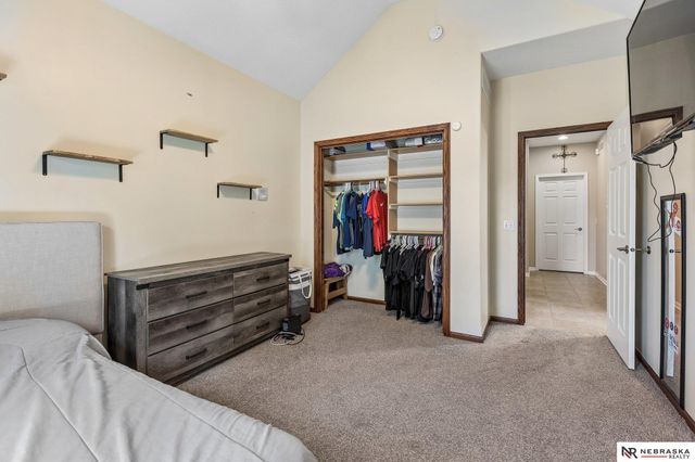 7513 S 95th Street, La Vista, NE 68128