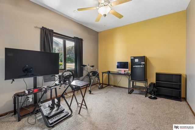 7513 S 95th Street, La Vista, NE 68128