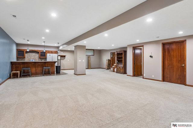 7513 S 95th Street, La Vista, NE 68128