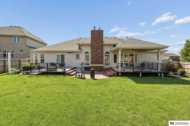 7513 S 95th Street, La Vista, NE 68128