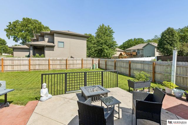 7513 S 95th Street, La Vista, NE 68128