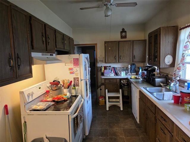 526 E Murray Street, Boyd, WI 54726