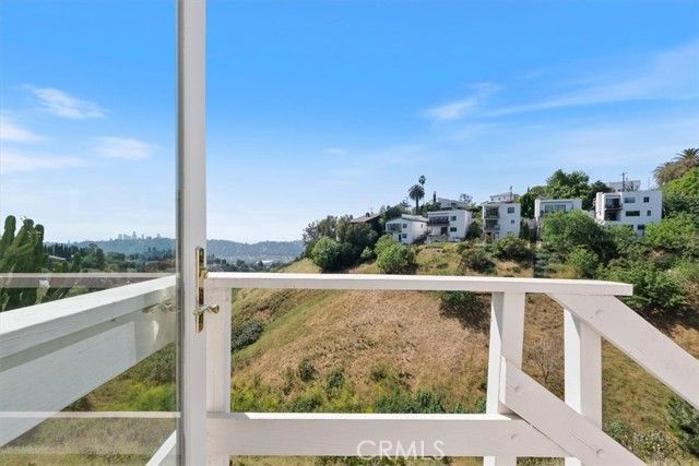 3851 Cazador Street, Los Angeles, CA 90065