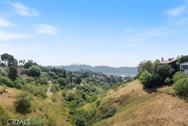 3851 Cazador Street, Los Angeles, CA 90065