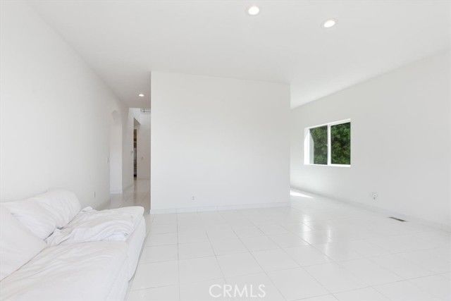 3851 Cazador Street, Los Angeles, CA 90065