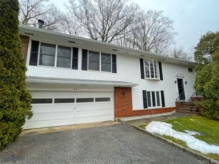 461 Pinebrook Boulevard, New Rochelle, NY 10804