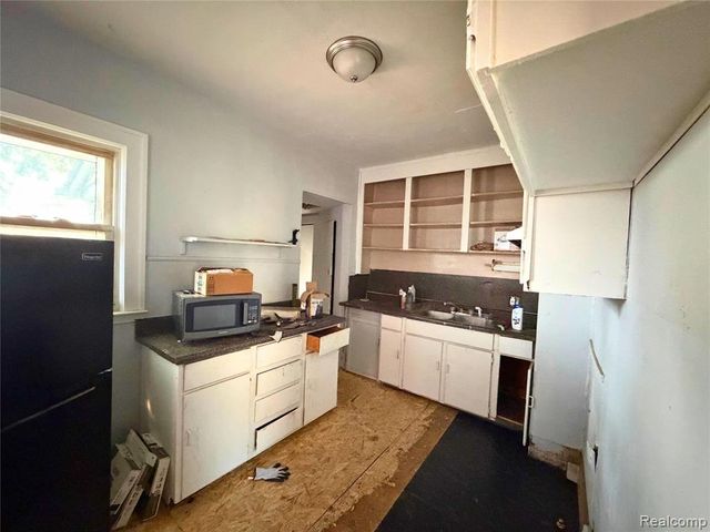 13 Ridge Street, Ecorse, MI 48229