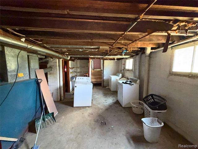 13 Ridge Street, Ecorse, MI 48229