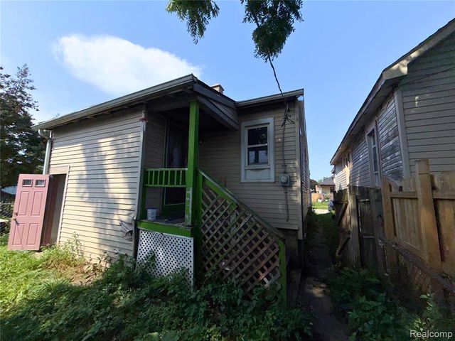 13 Ridge Street, Ecorse, MI 48229
