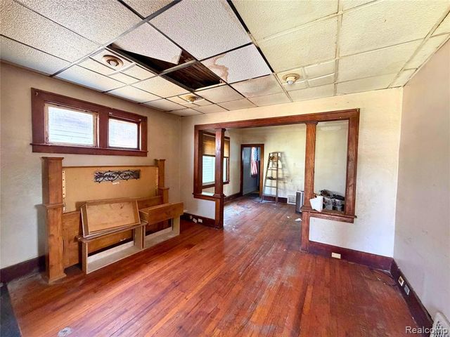 13 Ridge Street, Ecorse, MI 48229