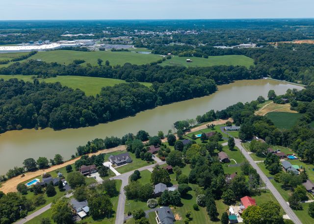 809 Hillside Dr, Springfield, TN 37172