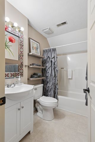 809 Hillside Dr, Springfield, TN 37172